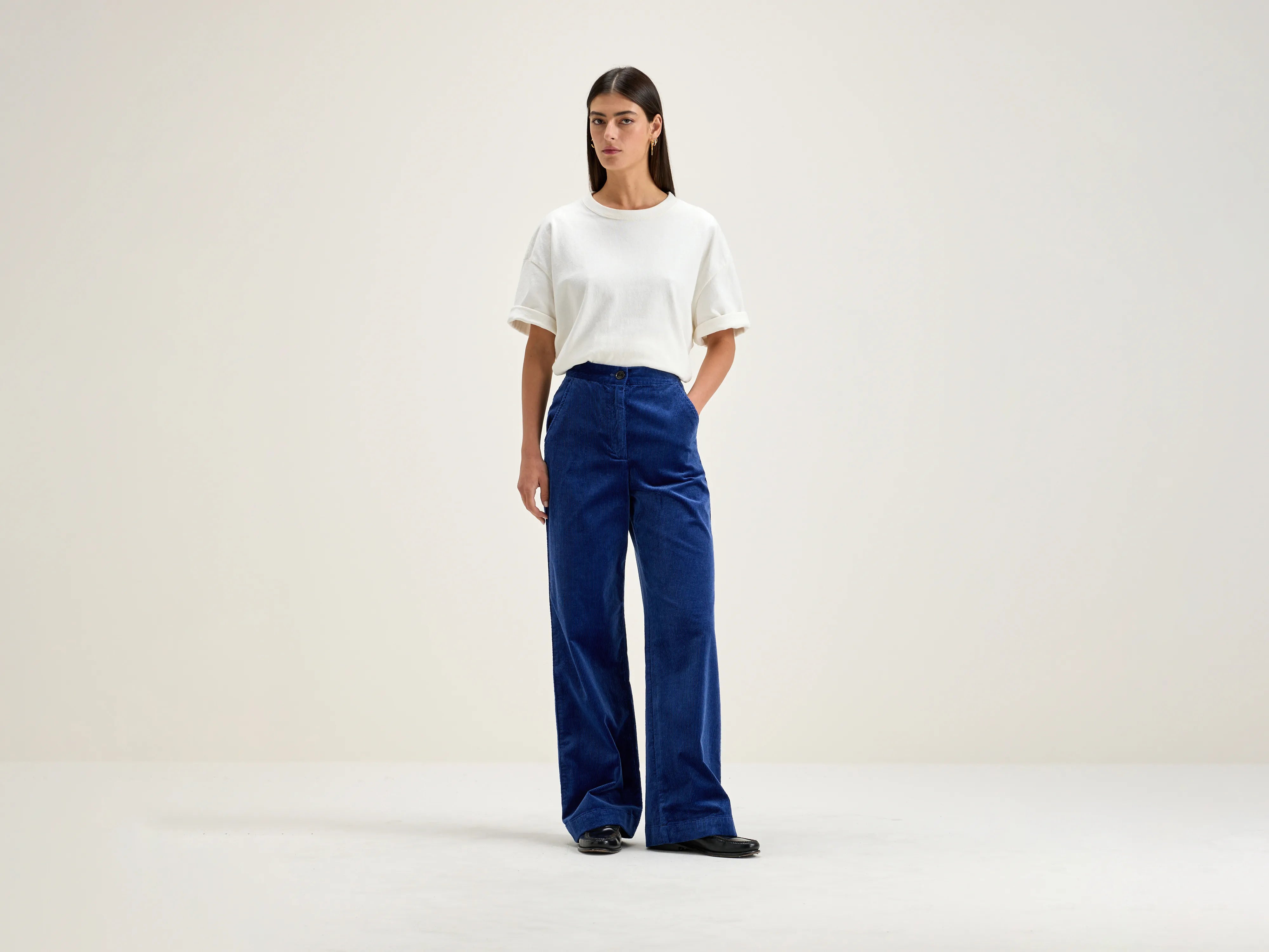 Gabor straight wide trousers (242 / W / BLUE) Trousers Handmade Artisanal Trousers Handmade Artisanal Gabor straight wide trousers (242 / W / BLUE) Trousers Handmade Artisanal Trousers Handmade Artisanal