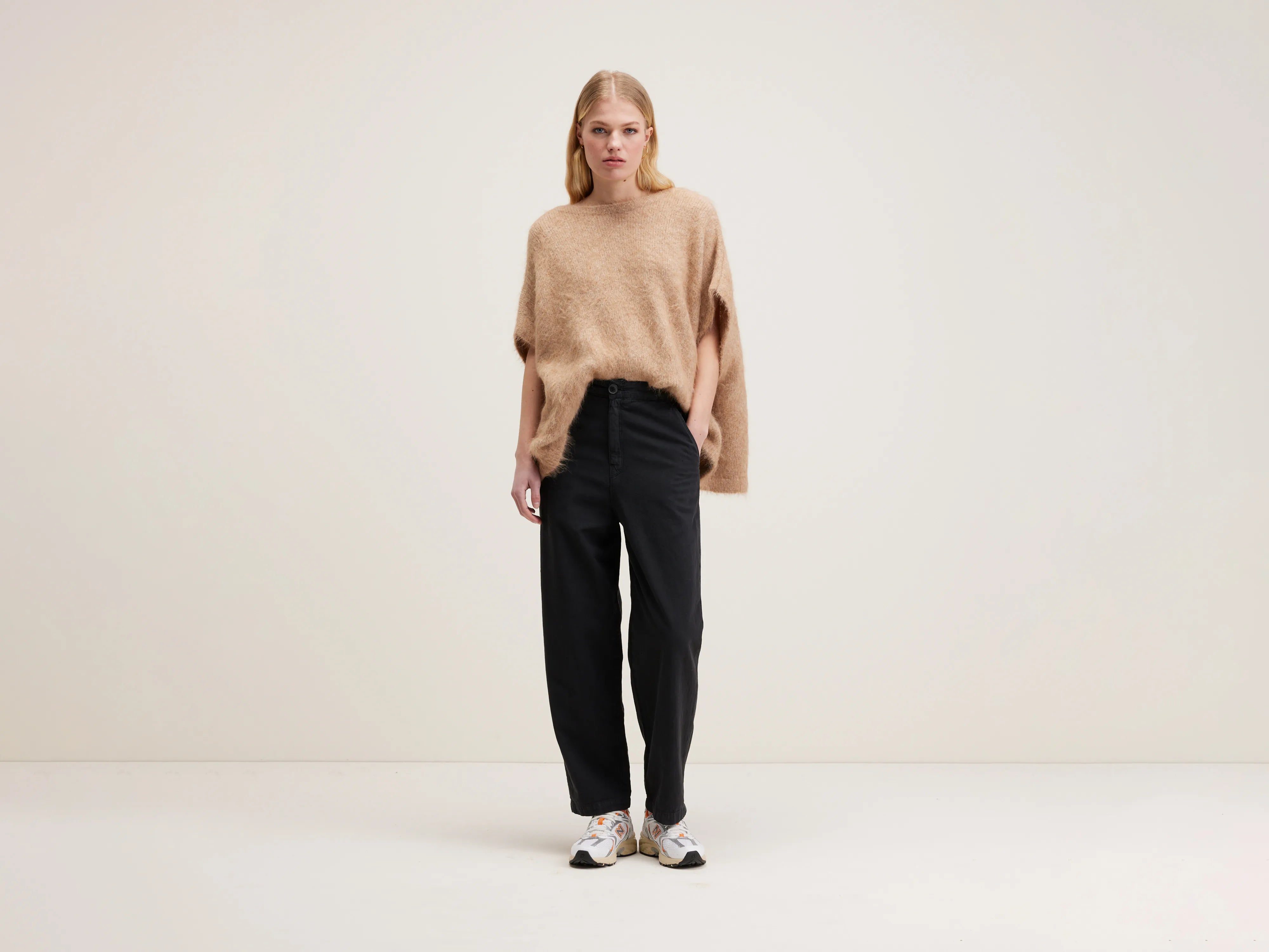 Pasop relaxed trousers (242 / W / OFF BLACK) Skinny Trousers Denim Stretchy Skinny Trousers Denim Stretchy Pasop relaxed trousers (242 / W / OFF BLACK) Skinny Trousers Denim Stretchy Skinny Trousers Denim Stretchy