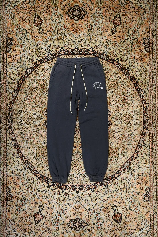 SUGARHILL COLLEGE PRINTED SWEAT TROUSERS (AGED BLACK) Trousers stylish elegant Trousers stylish elegant SUGARHILL COLLEGE PRINTED SWEAT TROUSERS (AGED BLACK) Trousers stylish elegant Trousers stylish elegant
