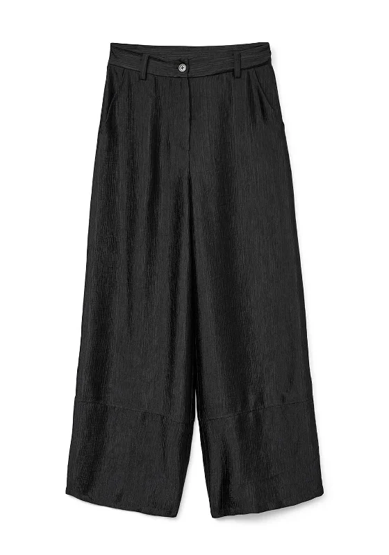 Vero Moda Raquel High Waist Wide Leg Trousers, Black High Waist Slim Fit Ankle Length High Waist Slim Fit Ankle Length Vero Moda Raquel High Waist Wide Leg Trousers, Black High Waist Slim Fit Ankle Length High Waist Slim Fit Ankle Length