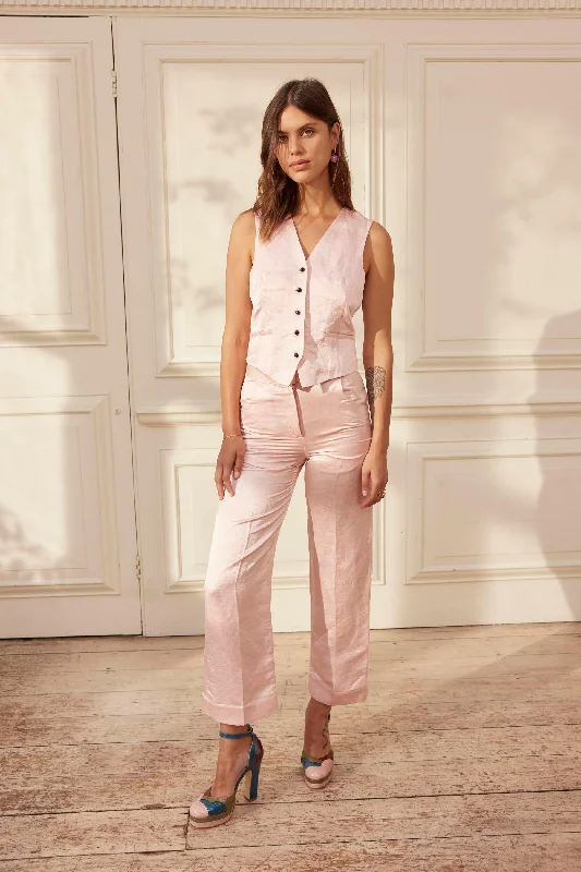 High-waisted straight leg trouser Trousers Tapered Slim Fit Trousers Tapered Slim Fit High-waisted straight leg trouser Trousers Tapered Slim Fit Trousers Tapered Slim Fit