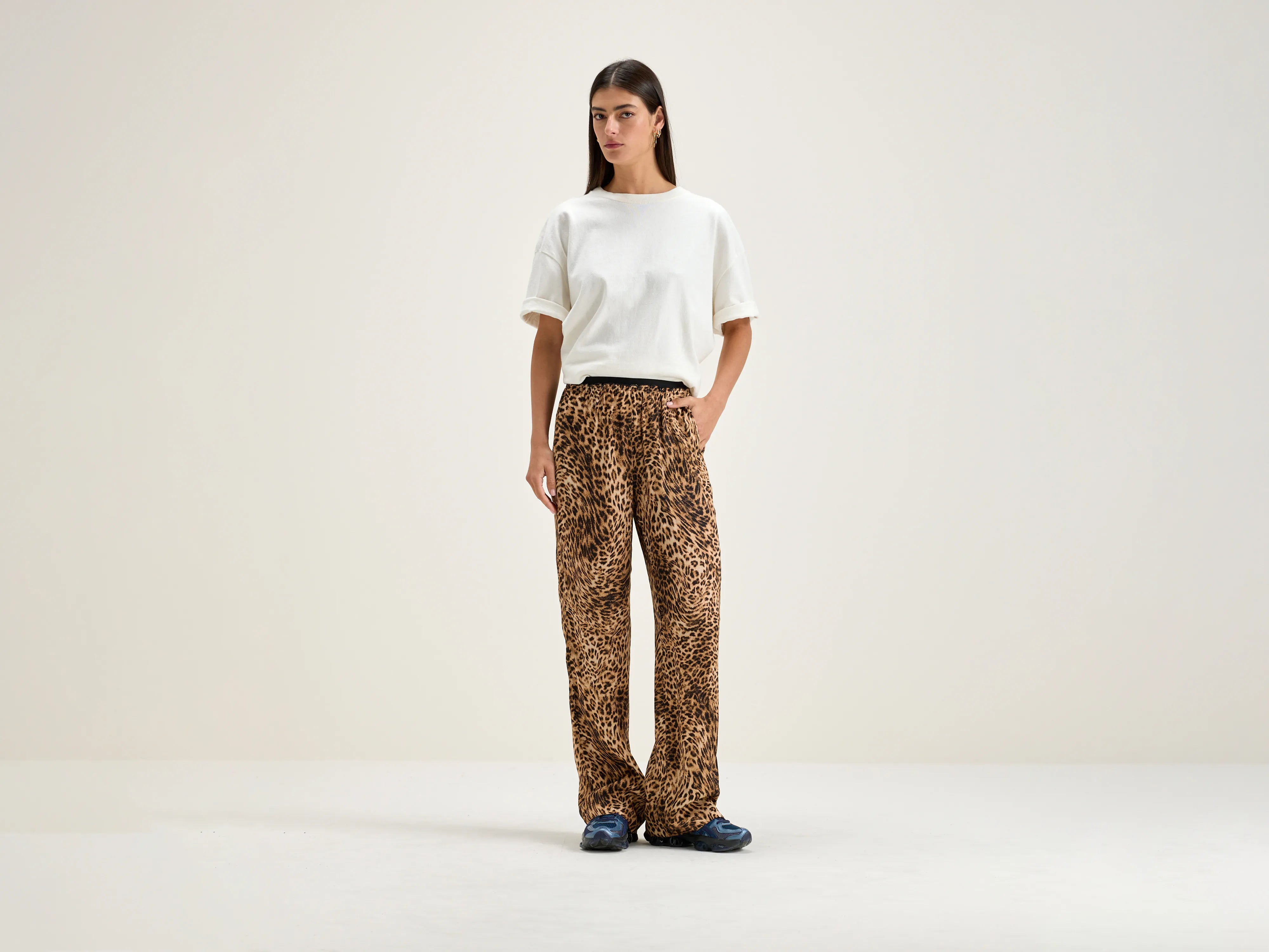 Voel straight trousers (242 / W / DISPLAY B) Trousers Chinos Classic Trousers Chinos Classic Voel straight trousers (242 / W / DISPLAY B) Trousers Chinos Classic Trousers Chinos Classic