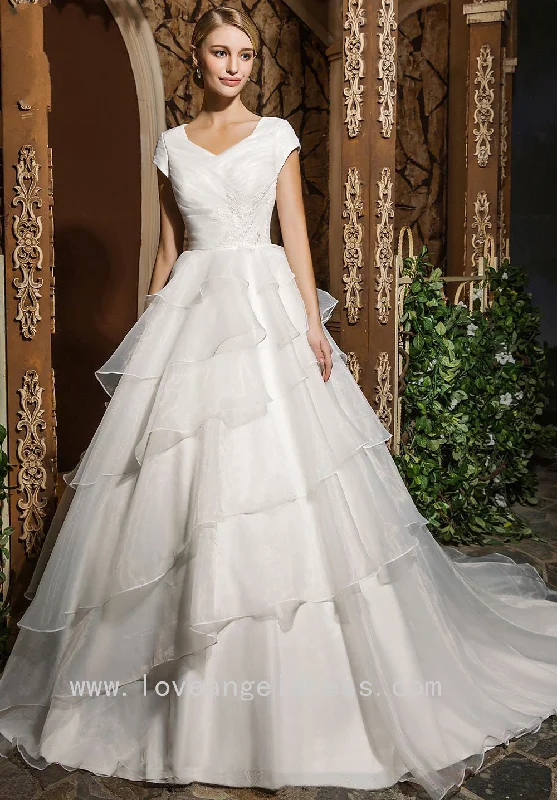Modest Organza Bridal Gown Dress with Layers Skirt