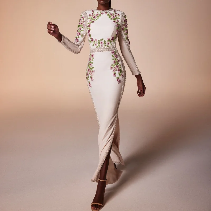 Elegant White Long Sleeves Embroidery Flora Evening Dress SS541 sweetheart Neckline Romantic Elegant White Long Sleeves Embroidery Flora Evening Dress SS541 sweetheart Neckline Romantic