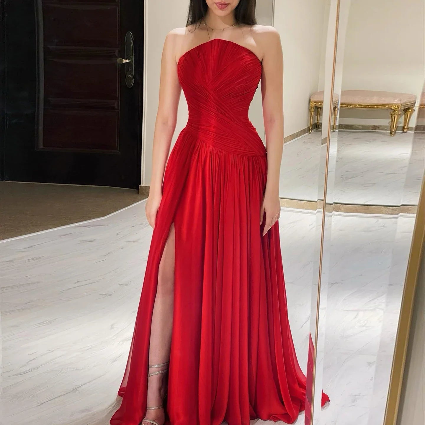 Arabic Burgundy Chiffon Strapless Evening Dress with Slit SF141 Tunics Luxurious high-end Arabic Burgundy Chiffon Strapless Evening Dress with Slit SF141 Tunics Luxurious high-end