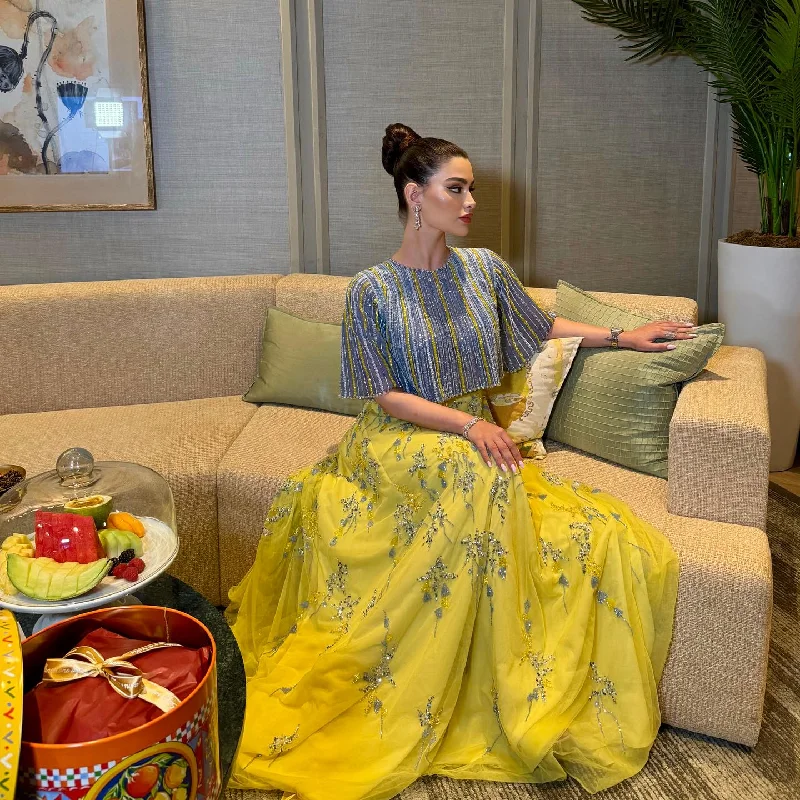Luxury Beaded Yellow 2 Pieces Evening Dress SS490 Turtleneck Neckline Stylish