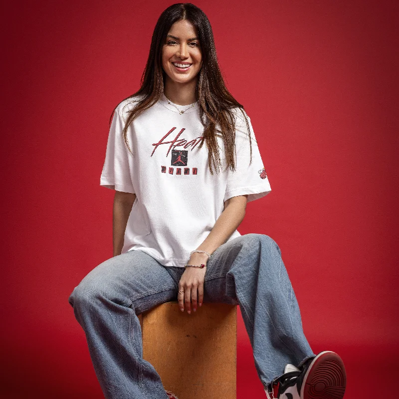 Nike Miami HEAT Courtside Women's Boxy Crop Tee Asymmetrical Pockets Print Asymmetrical Pockets Print Nike Miami HEAT Courtside Women's Boxy Crop Tee Asymmetrical Pockets Print Asymmetrical Pockets Print