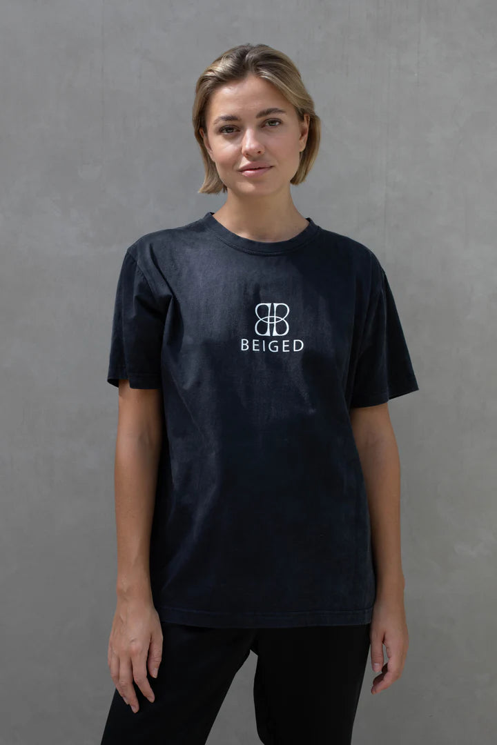 Vintage Logo Tee Notch Collar Peter Pan Collar Cowl Neck Notch Collar Peter Pan Collar Cowl Neck Vintage Logo Tee Notch Collar Peter Pan Collar Cowl Neck Notch Collar Peter Pan Collar Cowl Neck