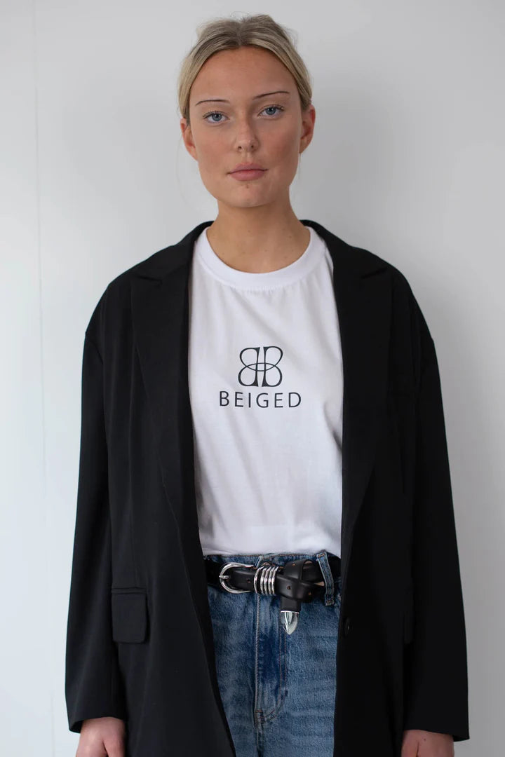 White Logo Tee Collared Crew Neck Turtle Neck Collared Crew Neck Turtle Neck